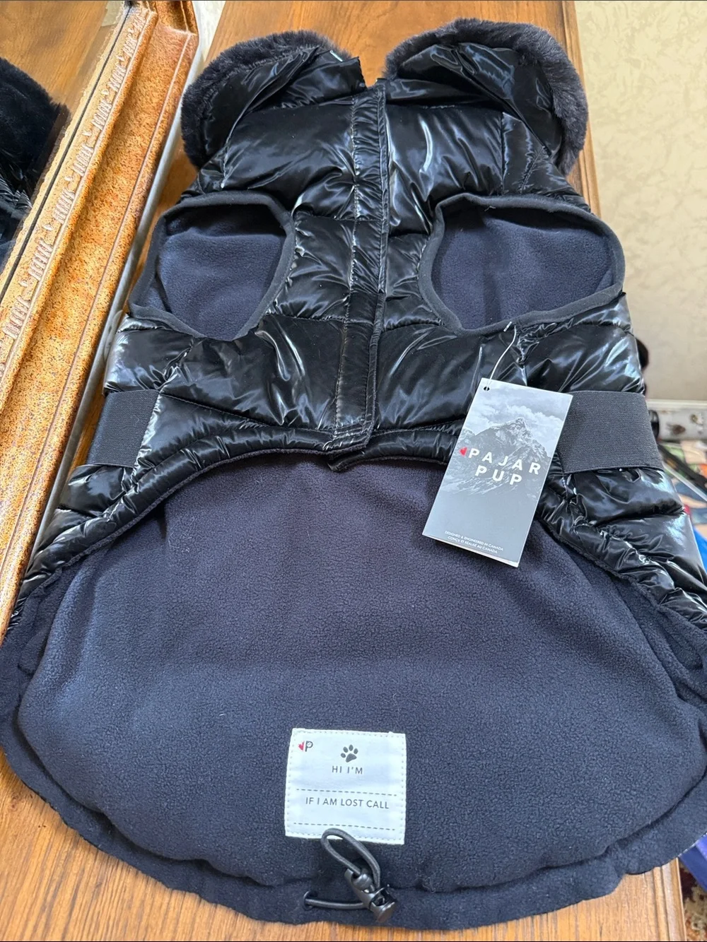 Pajar Dog Black Quilted Puffer Vest/Jacket with Faux Fur Collar and Belt. Size L